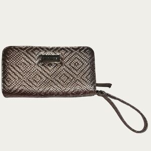 Steve Madden Silvery Beige METALLIC Woven Wristlet EUC